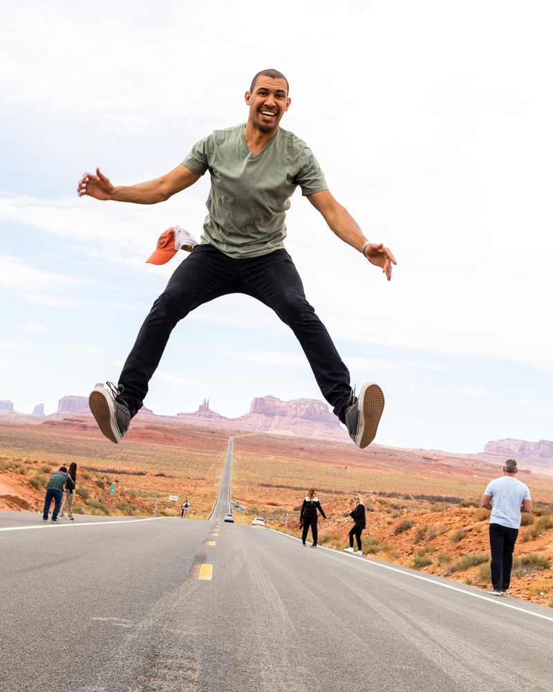 owner of paaause, Laurent Kanago, doing test shot in monument valley