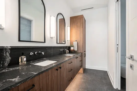 Chelsea Michigan home bathroom
